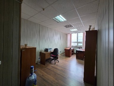 Оренда офісу 17 м², Воскресенська вул.