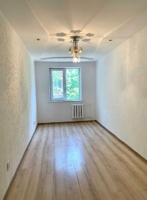 Продам 2х комнатную квартиру в районе 97-го квартала.