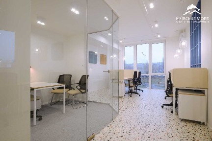 Киев, Соборности просп., 30А