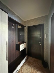 3-кімнатна квартира з хорошим ремонтом у м. Нетішин.