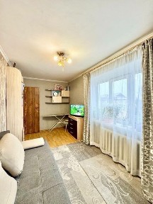Продам 2к квартиру пр. Александра Поля 82