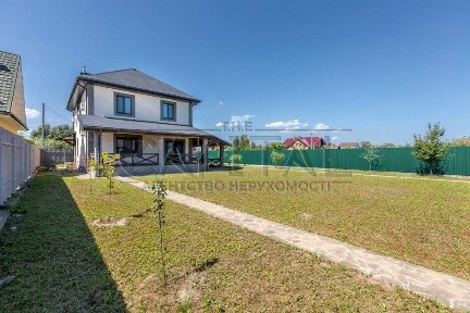 Продажа 2-этажного дома, с. Пуховка, Броварской р-н.