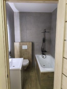 Продам 1-кімнатну квартиру на Ювілейному