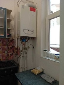 Продам 3-кімнатну квартиру 88м. кв. на І. Франка біля меріі