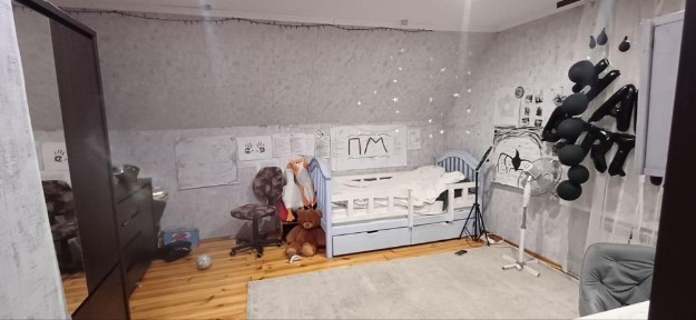Продам Дом 300 м. кв. на Клочко ТРЦ КАРАВАН Березинка