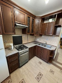 Оренда 1 кім. кв. на вул. Героїв УПА-Сар'яна