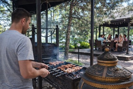 Будинок на березі Київського моря | Басейн, Баня, Чан | Вілла Маліна