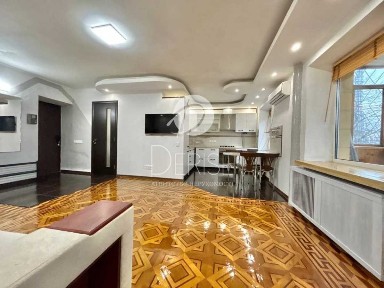 Продажа 1-комнатной квартиры 41 м², Предславинская ул., 51