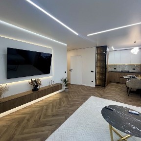 Продам квартиру в центрі з меблями та технікою