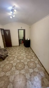 Продаж магазин/ офіс/ салон в центрі. фасадний вхід. з ремонтом