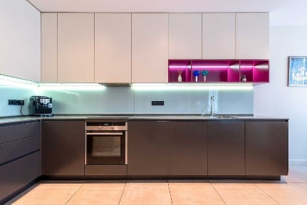 Продажа 3-комнатной квартиры 122 м², Вячеслава Черновола ул., 27