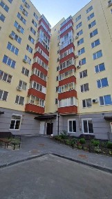 В продажу дворівнева квартира на Леваді по вул. Миру.