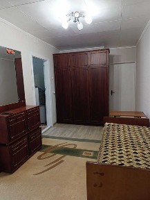 Продам трикімнатну квартиру