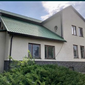 Продам затишний будинок у Лубнах