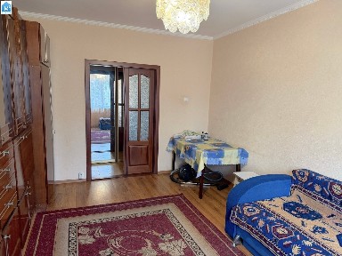 Киев, Каштановая ул., 14