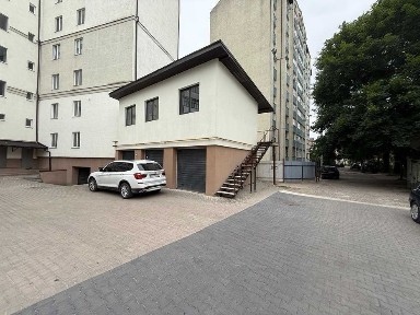 Івано-Франківська область, Івано-Франківськ