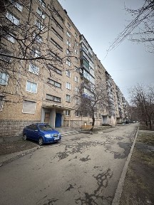 Продам Трехкомнатную квартиру проспект Мира -Дзержинка.