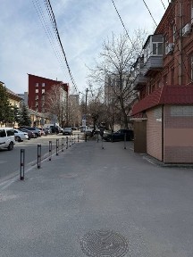Аренда офиса с отдельным входом с красной линии в центре