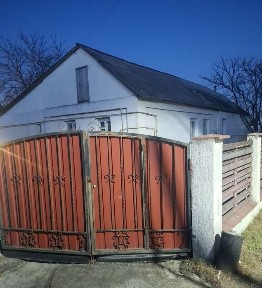 Здається просторий теплий будинок в місті Вишгороді.