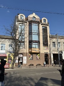 Приміщення. Кабінет. Центр. БЦ А-Квадрат. Червона лінія