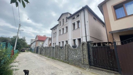 Продаж 2-ох будинків
