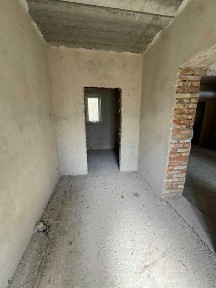 Продаж будинку в с. Угринів неподалік автобазару