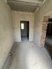 Продаж будинку в с. Угринів неподалік автобазару