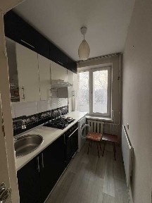 Киев, Зодчих ул., 64