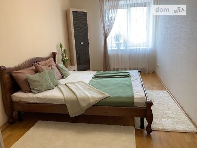 Здам подобово 2к квартиру на вул. Крушельницької Соломії • ID 22384654