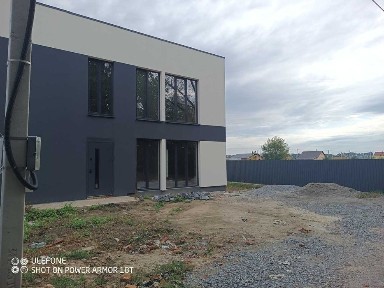 Продаж гарного двоповерхового будинку в Бохониках