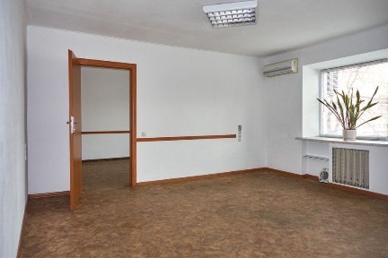 Киев, Леси Украинки бул., 19