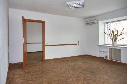 Киев, Леси Украинки бул., 19