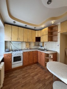 Продам Однокомнатную квартиру пр. Гагарина дом 53.
