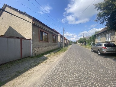 Продається будинок в м. Тячів, вул. І. Франка