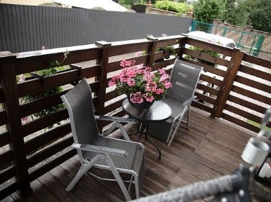 Продам квартиру - 3 окремі кімнати + тераса в клубному будинку