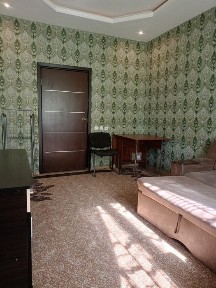 Продам 2к/кв+гараж. г Днепр, пр Мазепы, ул Камянская 1,автономное отопление.