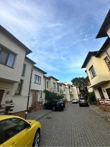 Дом в закрытом кооперативе, возле Парка. Вавилова