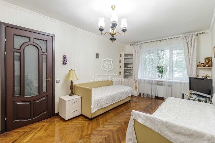 Киев, Тульчинская ул., 7
