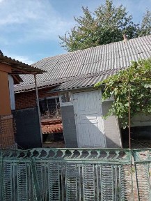 Продам будинок, с. Андрійківці + 30 соток город ( земля)