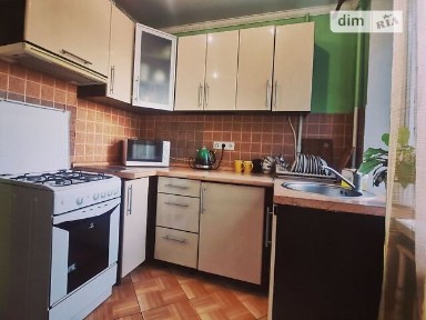 Кімната подобово на вул. Лятошинського 4А • ID 34014760