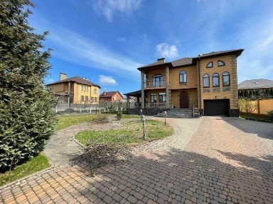 Продаж котеджу 295 м², Львівська вул.