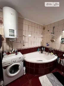 вулиця Теліги Олени, мікрорайон Південно-Західний, район Соснівський, Черкаси, вул. Теліги Олени 1 • ID 34118138
