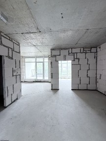 Продам в центре в малоэтажном доме квартиру с террасой