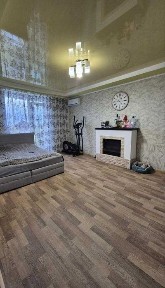 Продам 2 к к в Индустриальном районе, улучшенка 57 м2
