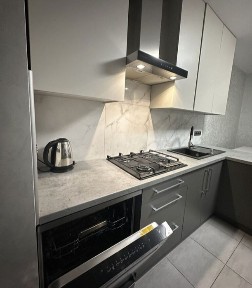 Оренда 2-кімнатної квартири, поруч центр міста