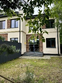 Таунхаус 125м2, с. Юрівка, 78000$
