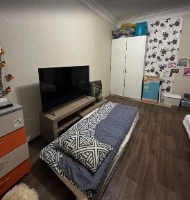 Продам 1 кім в житловому стану в цеглі ЦЕНТР (719024)