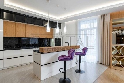 Продаж 169м² Саперне Поле 12. Ремонт «для себе», 3 спальні, комора
