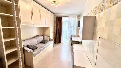 Оренда 3-кімнатної квартири 93 м², Паньковська вул., 27/78