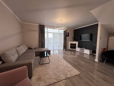 Здам СУЧАСНИЙ ТАУНХАУС, СТОРОЖИНЕЦЬКА (Мальованка), ДВІР, 2 паркомісця